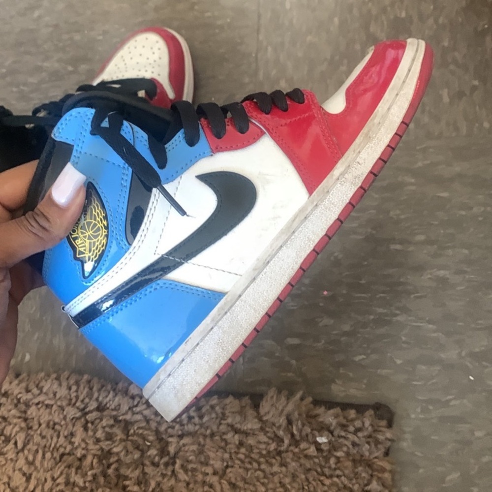 Air Jordan Retro High “FEARLESS”